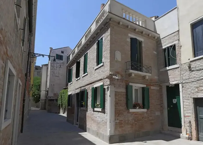 Tre Ponti Terrace * Venice